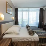 Regata Palace Ξενοδοχείο 4*