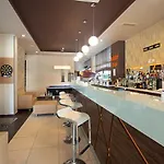 Ξενοδοχείο Regata Palace 4*