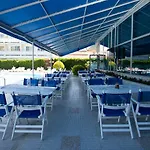Regata Palace Ξενοδοχείο 4*
