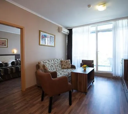 Regata Palace 阳光海滩