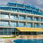 Regata Palace 4* ساني بيتش