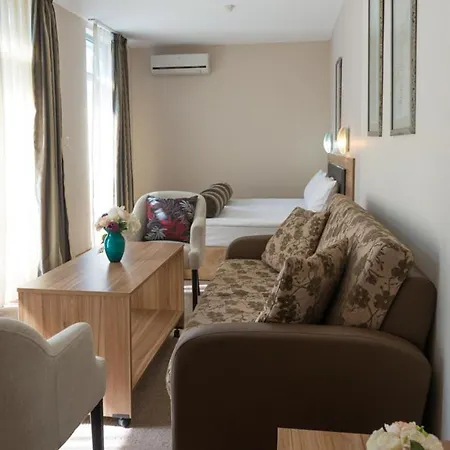 Regata Palace 4*