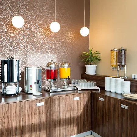 ホテル Regata Palace 4*