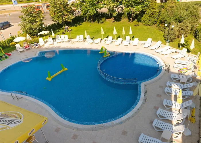 Отель Regata Palace 4*